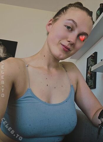 🔥 Einfachnurchristiinaa leaked private photo uncensored full