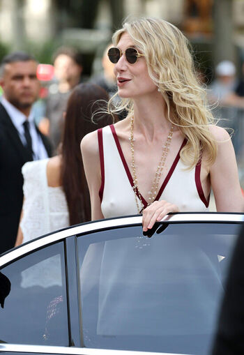 🔥 Elizabeth debicki page leaked private photo uncensored full