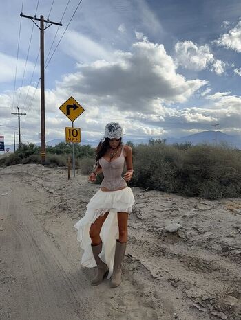 🔥 Ella cervetto leaked private photo uncensored full