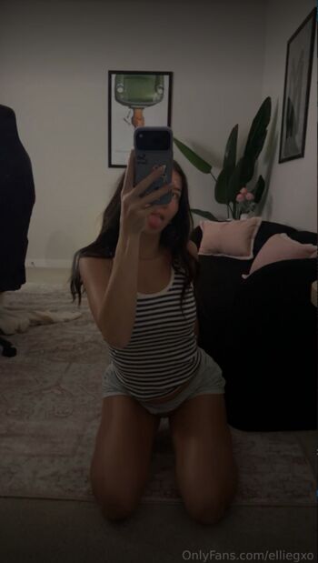 🔥 Ellie vandeel  page leaked private photo uncensored full