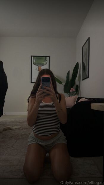🔥 Ellie vandeel  page leaked private photo uncensored full