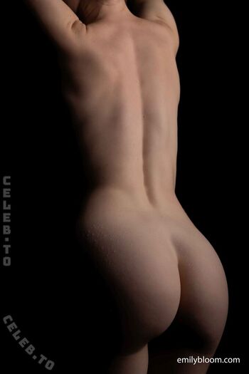 🔥 Emily bloom  page leaked private photo uncensored full