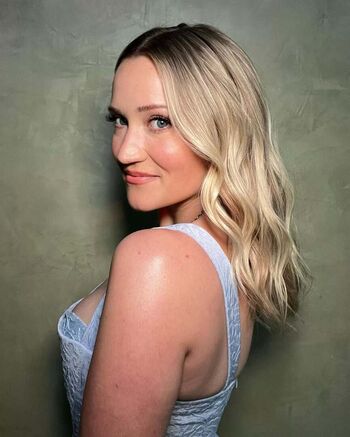 🔥 Emily osment leaked private photo uncensored full