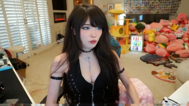 🔥 Emiru  page leaked private photo uncensored full