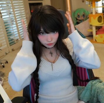 🔥 Emiru  page leaked private photo uncensored full