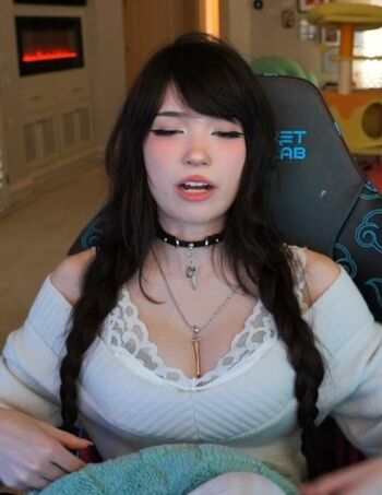 🔥 Emiru  page leaked private photo uncensored full