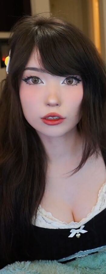 🔥 Emiru  page leaked private photo uncensored full