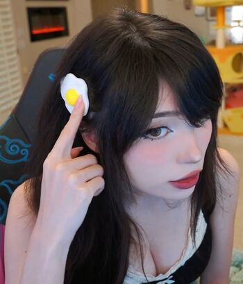 🔥 Emiru  page leaked private photo uncensored full