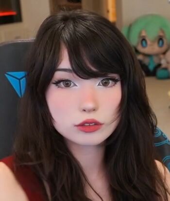 🔥 Emiru  page leaked private photo uncensored full