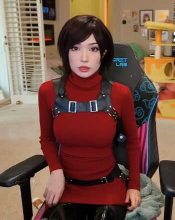 🔥 Emiru  page leaked private photo uncensored full