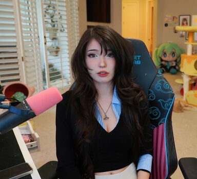 🔥 Emiru leaked private photo uncensored full