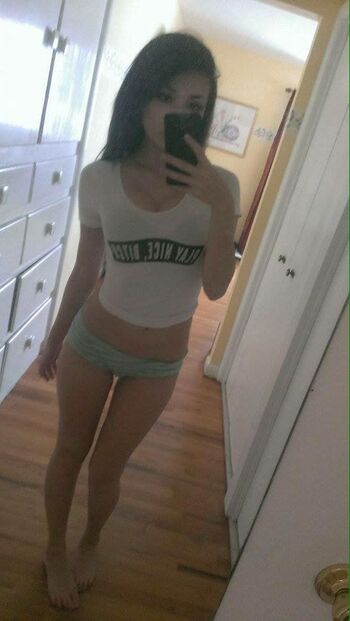 🔥 Emiru  page leaked private photo uncensored full