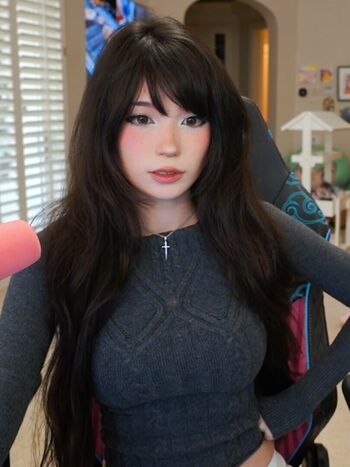 🔥 Emiru  page leaked private photo uncensored full