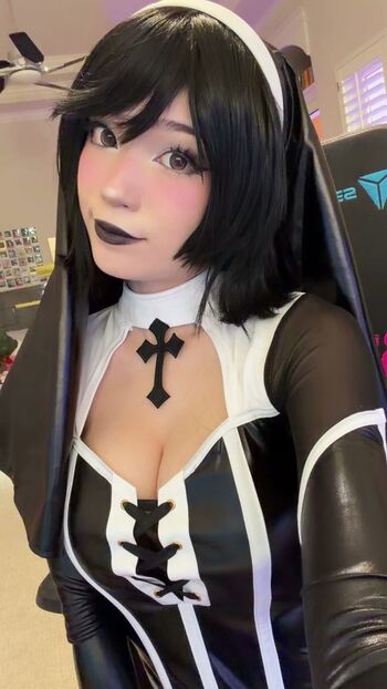 🔥 Emiru  page leaked private photo uncensored full