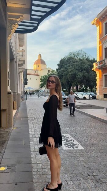 🔥 Erin moriarty leaked private photo uncensored full