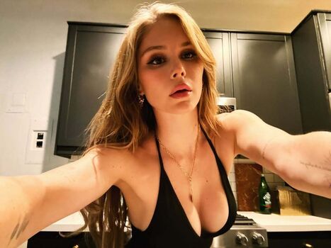 🔥 Erin moriarty leaked private photo uncensored full