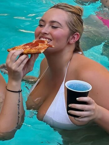 🔥 Erinmhk page leaked private photo uncensored full