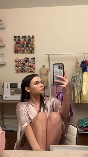 🔥 Ester dobrik page leaked private photo uncensored full