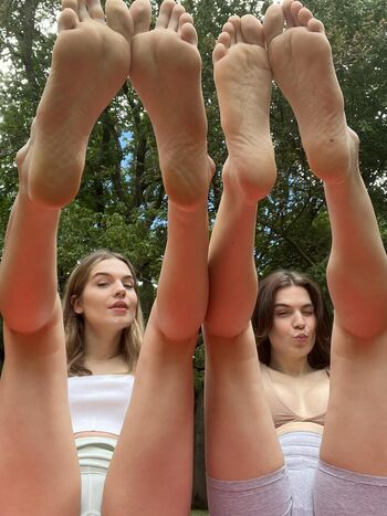 🔥 Feet up page leaked private photo uncensored full