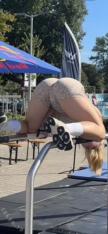 🔥 Fitbyhannaah page leaked private photo uncensored full