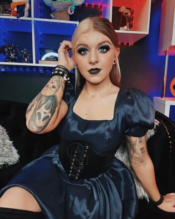 🔥 Girls play  page leaked private photo uncensored full