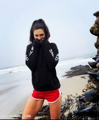 🔥 Girls play  page leaked private photo uncensored full