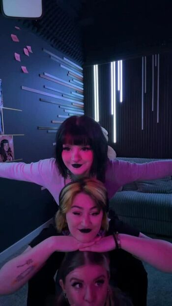 🔥 Girls play  page leaked private photo uncensored full