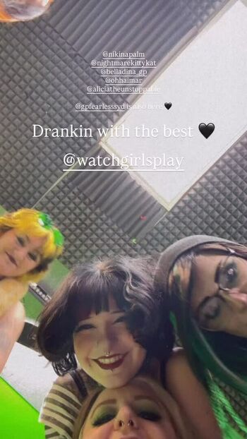 🔥 Girls play  page leaked private photo uncensored full