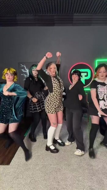 🔥 Girls play  page leaked private photo uncensored full