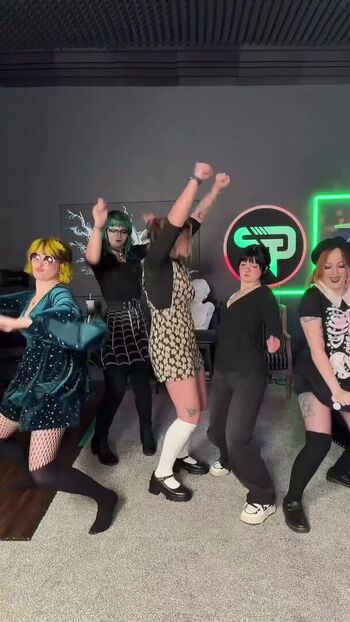 🔥 Girls play  page leaked private photo uncensored full