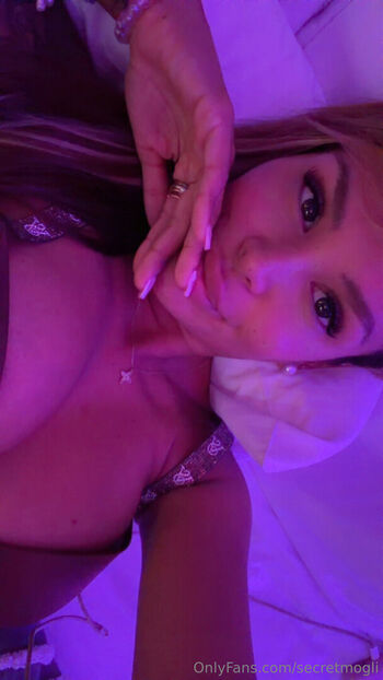 🔥 Happymogli leaked private photo uncensored full