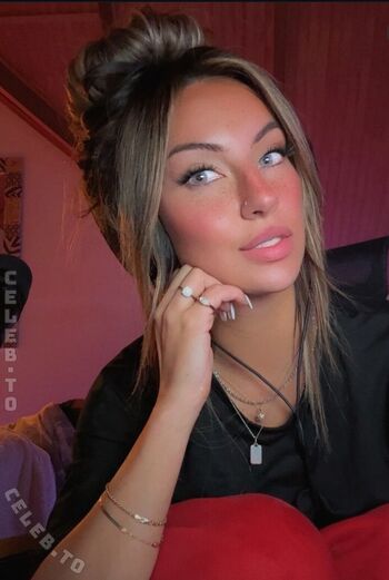 🔥 Honeyxxo leaked private photo uncensored full