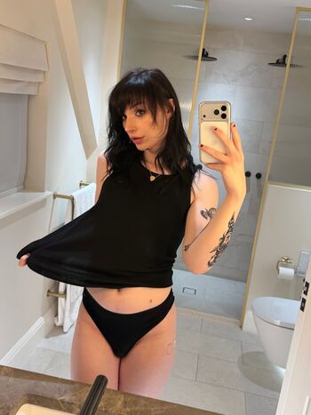 🔥 Ickypeach leaked private photo uncensored full