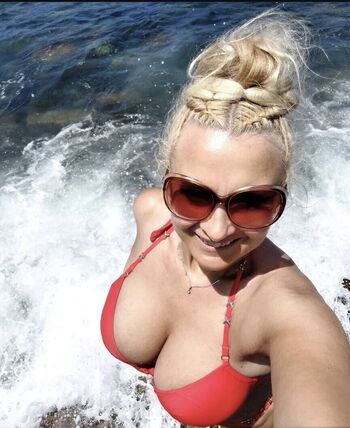 🔥 Incredible milf leaked private photo uncensored full