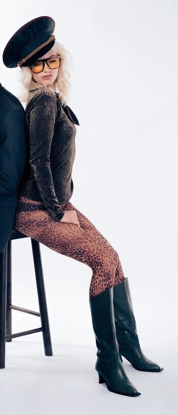 🔥 Issey carts page leaked private photo uncensored full