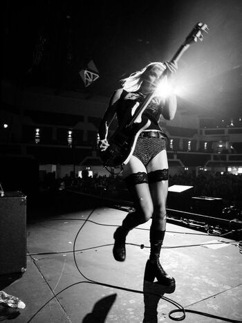 🔥 Issey carts leaked private photo uncensored full