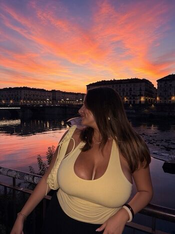 🔥 Italian girls page leaked private photo uncensored full