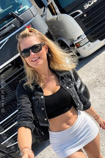 🔥 Iwona blecharczyk leaked private photo uncensored full