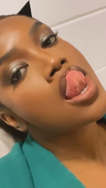 🔥 Iza cantora leaked private photo uncensored full