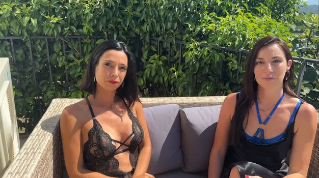 🔥 Jacquieetmicheltv page leaked private photo uncensored full