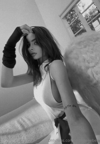 🔥 Katie bell leaked private photo uncensored full
