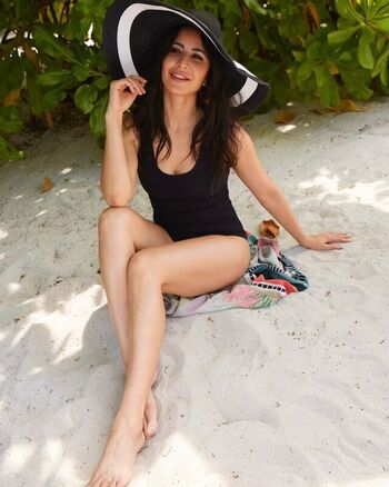 🔥 Katrina kaif leaked private photo uncensored full