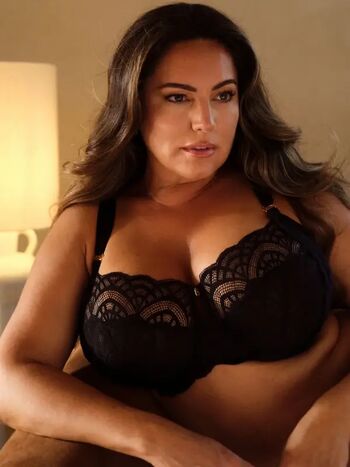 🔥 Kelly brook page leaked private photo uncensored full