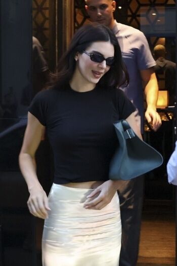 🔥 Kendall jenner  page leaked private photo uncensored full