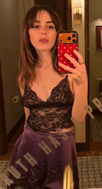 🔥 Kiernan shipka  page leaked private photo uncensored full