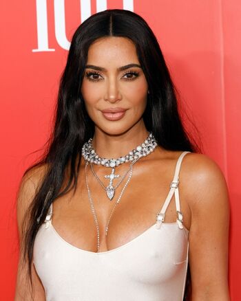 🔥 Kim kardashian  page leaked private photo uncensored full