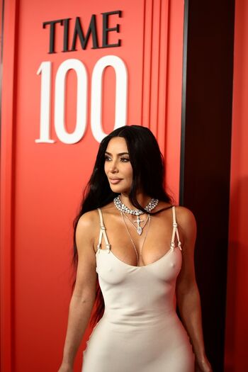 🔥 Kim kardashian  page leaked private photo uncensored full