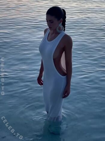 🔥 Kylie jenner  page leaked private photo uncensored full