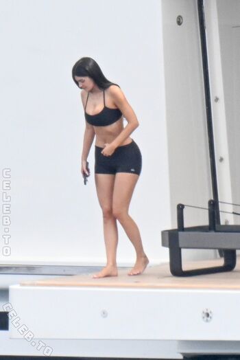 🔥 Kylie jenner  page leaked private photo uncensored full