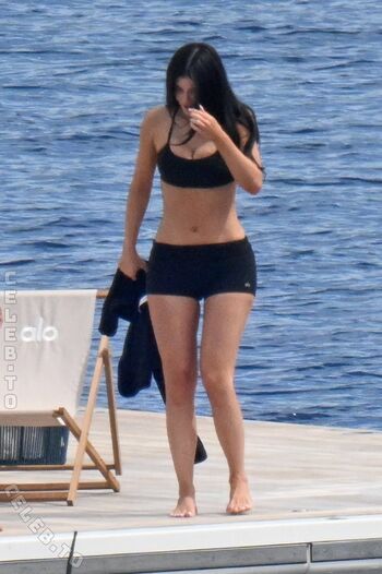 🔥 Kylie jenner  page leaked private photo uncensored full